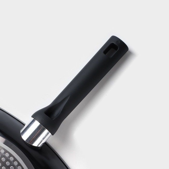 Сковорода гриль квадратная Magistro Warrior, 28×28 см, антипригарное покрытие, индукция, цвет чёрный