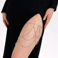 Бодичейн на бедро со стразами &laquo;Ярусы&raquo;, белая в серебре