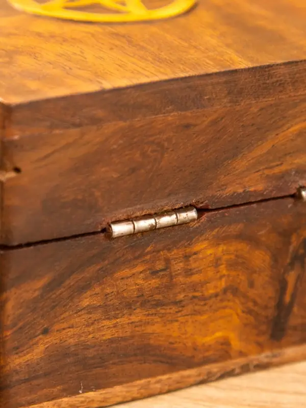 Шкатулка  Шкатулка "Пентакль" 10х10х6 см, дерево шишам