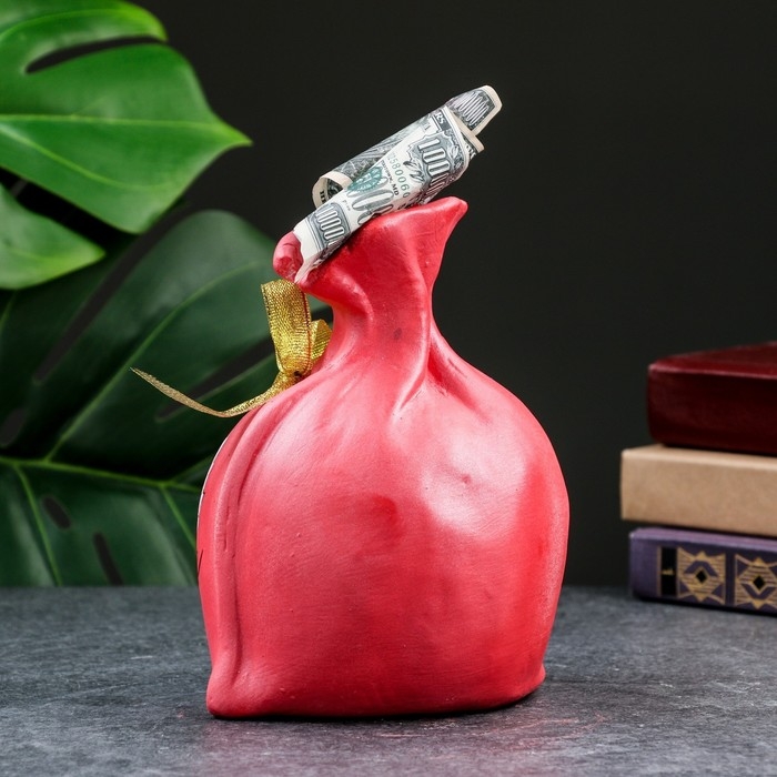 Копилка Копилка "Мешок - Неприкасаемый запас" красная, 17см