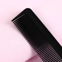 Расчёска с металлическим хвостиком, 20(±1) × 2.5 см, чёрная