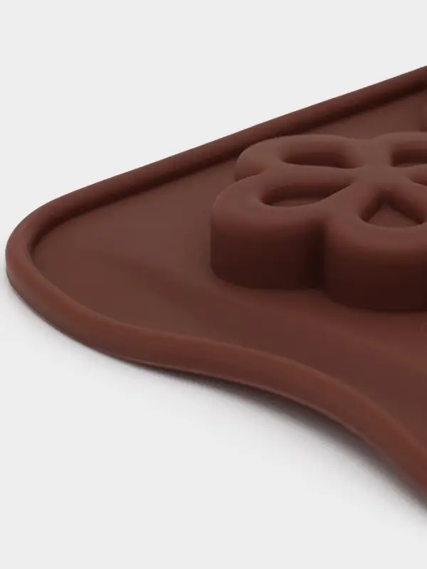 Форма для конфет и шоколада Доляна &laquo;Ключики&raquo;, силикон, 21&times;10.5&times;1.5 см, 8 ячеек, коричневая