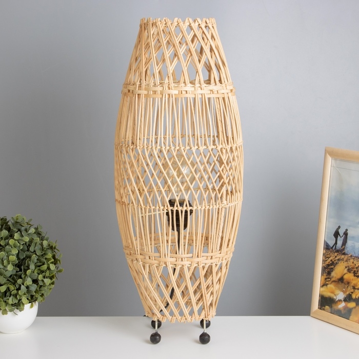 Светильник настольный из ротанга Светильник настольный из ротанга "Ютари" 1х120Вт, Е27, 20х20х55 см