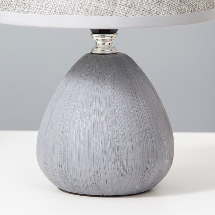 Настольная лампа Настольная лампа "Эстель" Е27 40Вт серый 17х17х26 см RISALUX