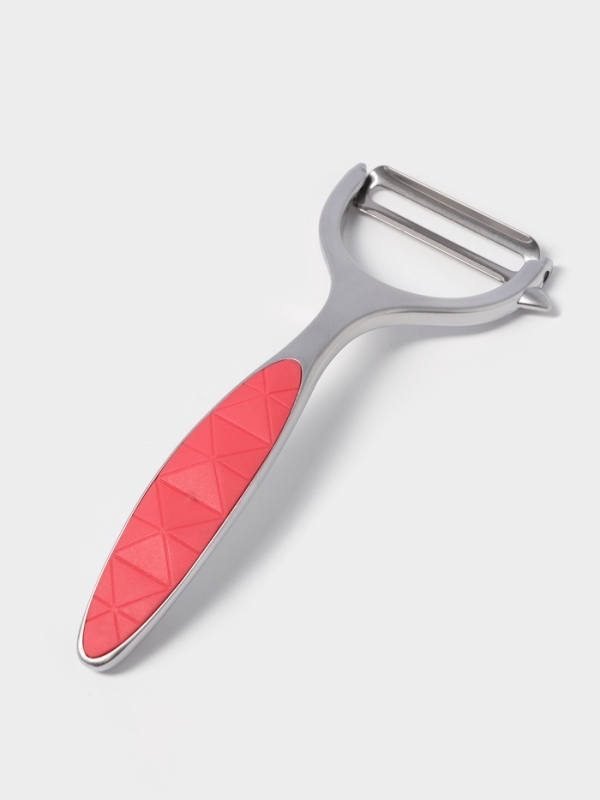 Овощечистка горизонтальная  Овощечистка горизонтальная "Redline" цвет красный