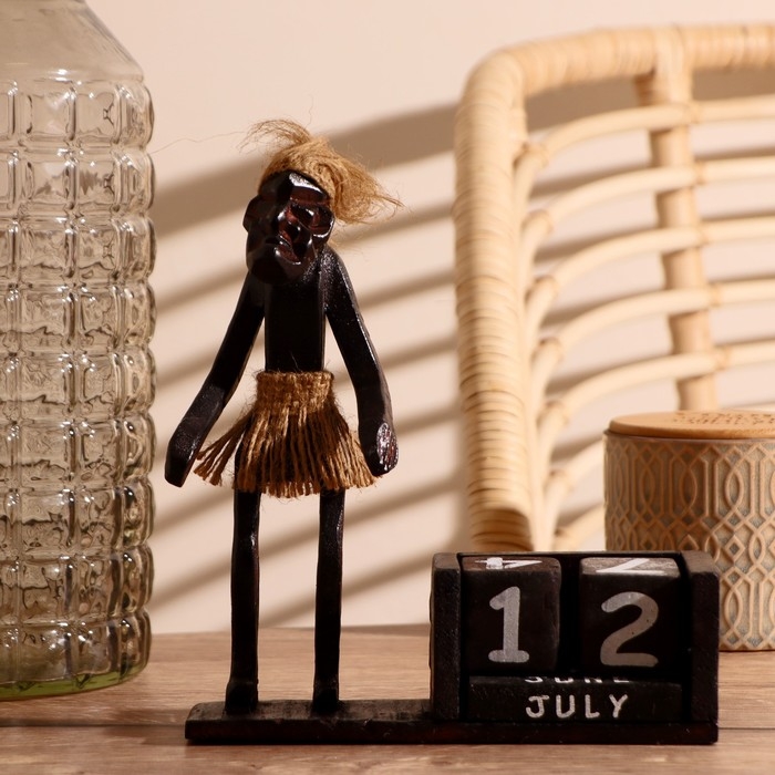 Сувенир дерево календарь Сувенир дерево календарь "Абориген" 14х20х8 см МИКС