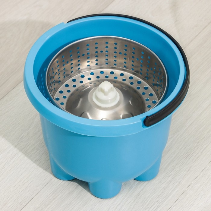 Швабра с отжимом и ведро: ведро с металлической центрифугой 7,2 л, швабра с телескопическим черенком 76-105 см, запасная насадка из микрофибры, цвет МИКС Швабра с отжимом и ведро: ведро с металлической центрифугой 7,2 л, швабра с телескопическим черенком 76-105 см, запасная насадка из микрофибры, цвет МИКС