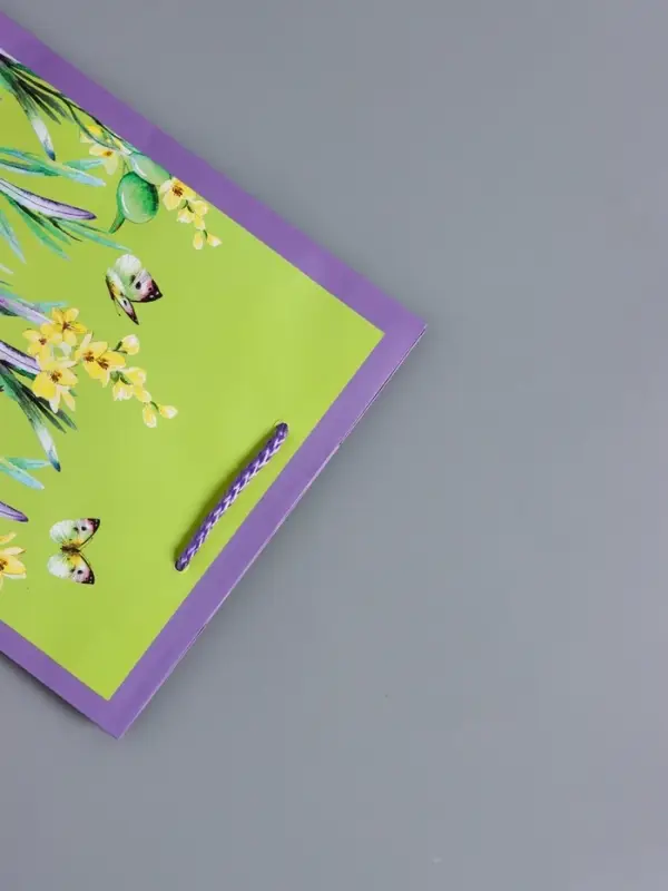 Пакет подарочный ламинированный, "Цветочное поле" 18 х 22,3 х 10 см