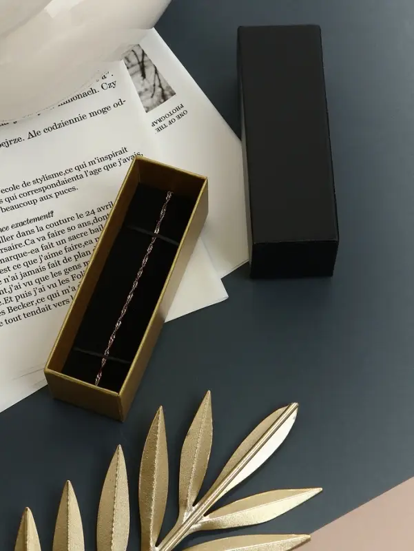 Коробочка подарочная под набор &laquo;Помада&raquo;, 4&times;12&times;4 см, чёрная