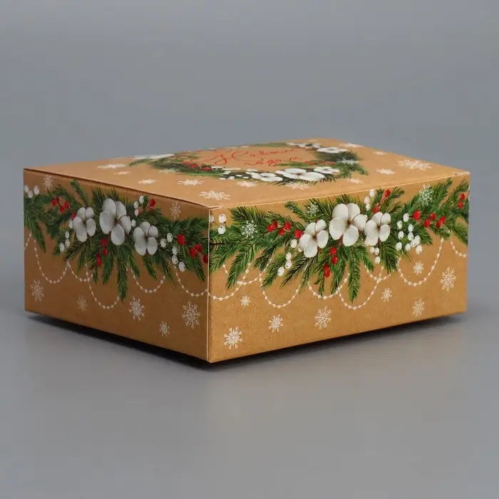 Коробка подарочная новогодняя складная «С Новым годом», венок, 12 х 10 х 5 см