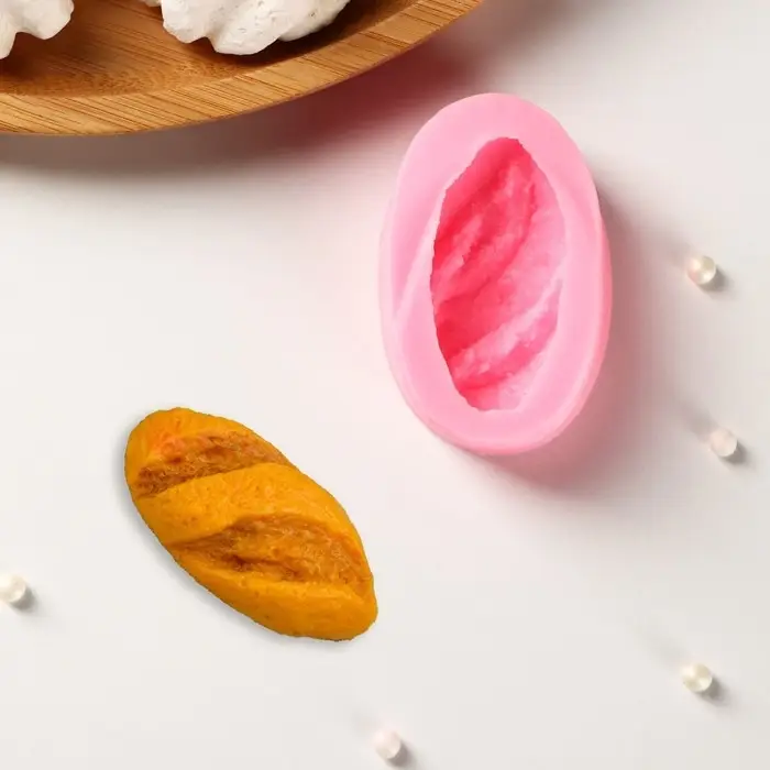 Молд «Батон», силикон, 6×4×2 см, цвет розовый