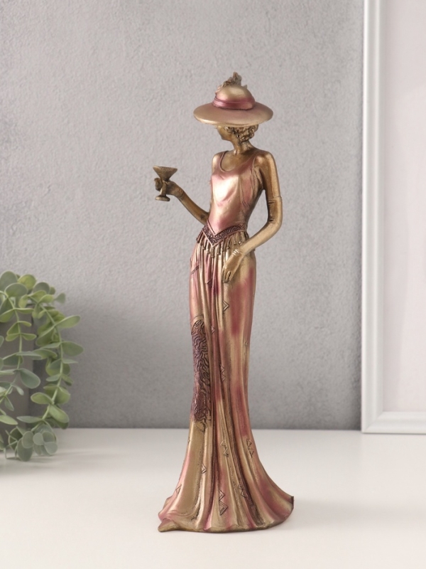 Сувенир полистоун Сувенир полистоун "Девушка в платье 20-30-х годов с бокалом" 12,5х9,5х31,5 см