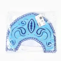 Кокошник с бусинами, на голубом фоне