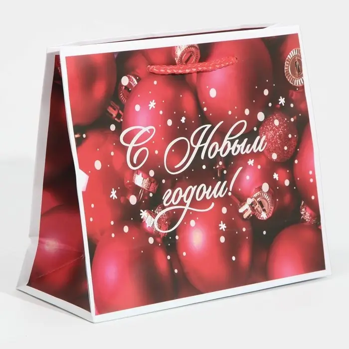 Пакет подарочный новогодний ламинированный «Шары», MS 23 х 18 х 8 см Пакет подарочный новогодний ламинированный «Шары», MS 23 х 18 х 8 см