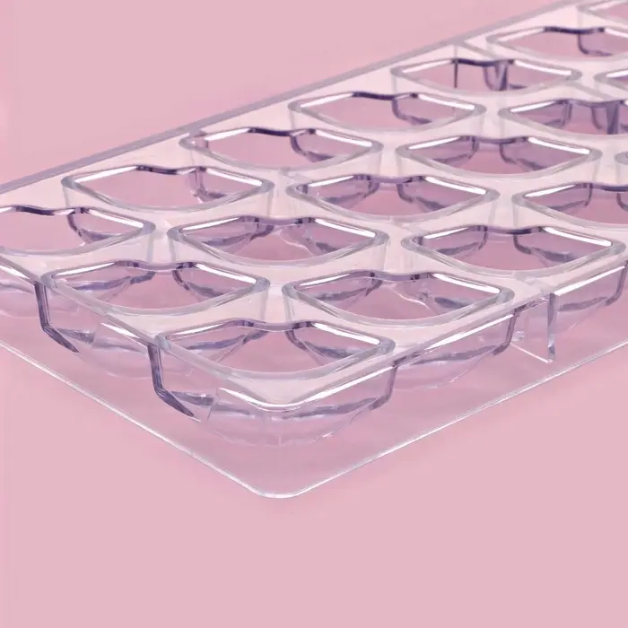 Форма для конфет шоколада KONFINETTA &laquo;Губки&raquo;, 28&times;14 см, 21 ячейка 4.8&times;2.5&times;1.8 см, пластик, прозрачная