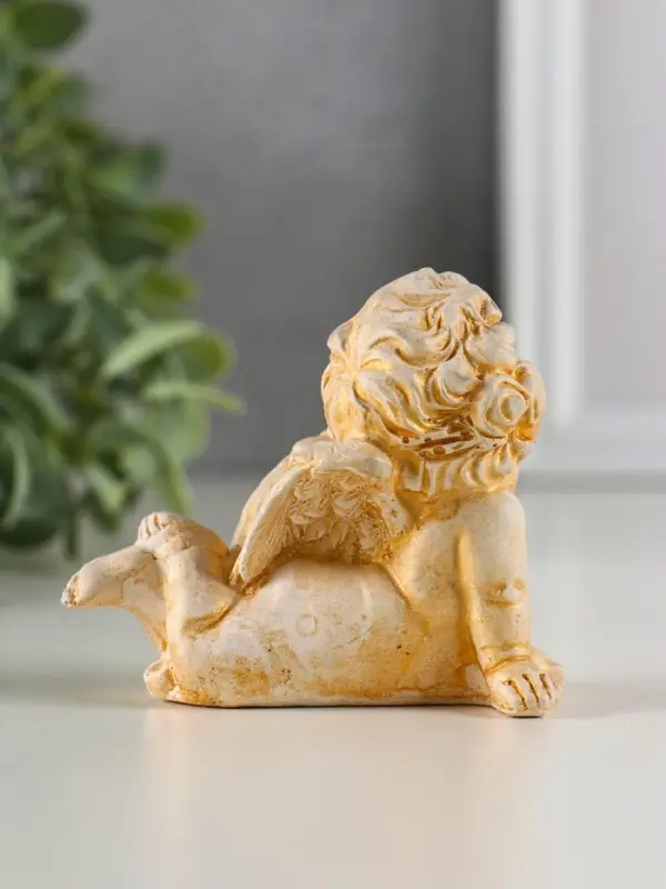 Фигура гипс "Ангел на животе лежит" 6х8 см, позолота