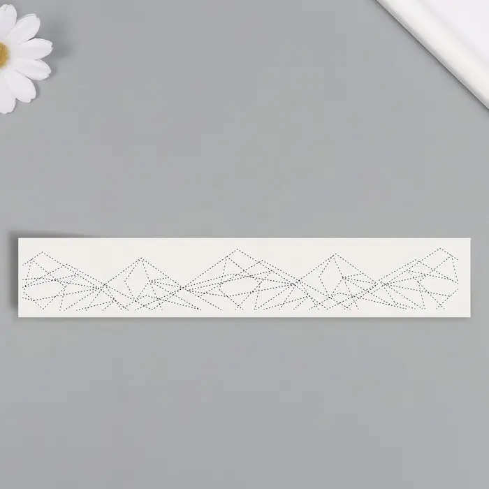 Переводная тату на тело чёрная «Браслет. Полигональные фигуры», 20×3 см Переводная тату на тело чёрная «Браслет. Полигональные фигуры», 20×3 см