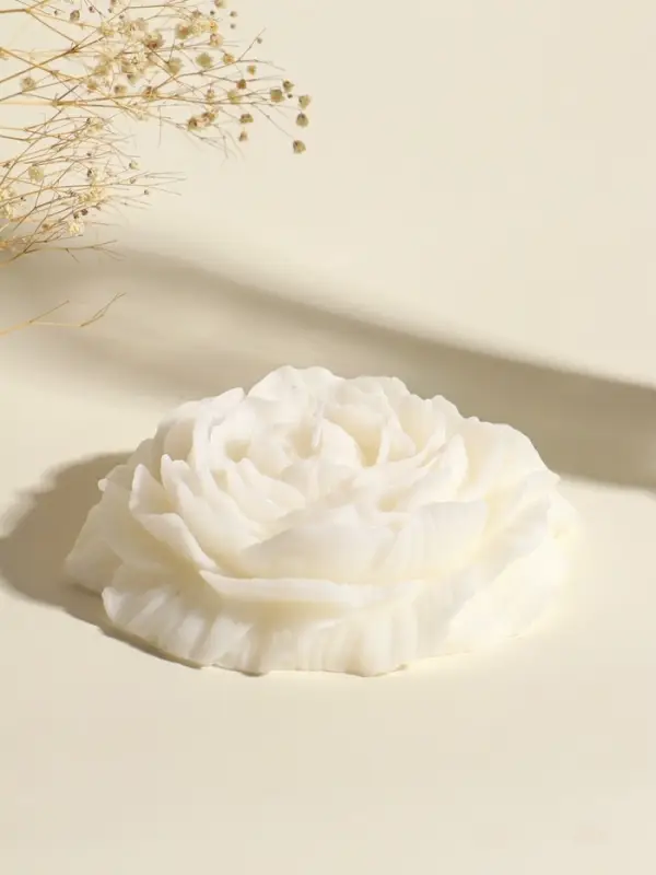 Свеча декоративная &laquo;Бутон пиона&raquo;, белая, 16&times;14&times;4 см