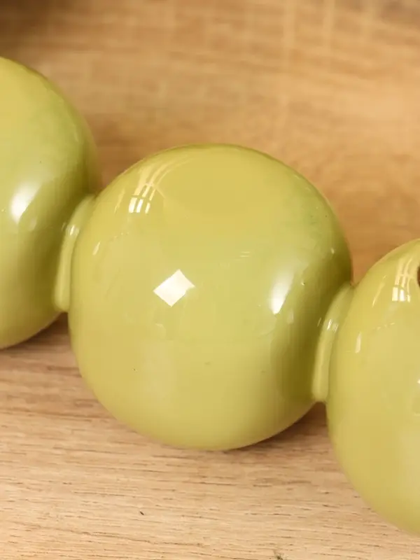 Подсвечник на 4 свечи «Бусы», с 12 сферами, 20.5×20.5×5.5 см, оливковый