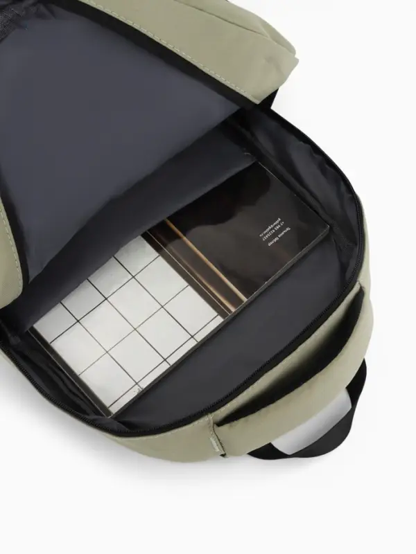 Рюкзак, 27*14*38,5 см, 2 отд 3н/карм, Комби, Водонепрон. дно, зеленый/черн