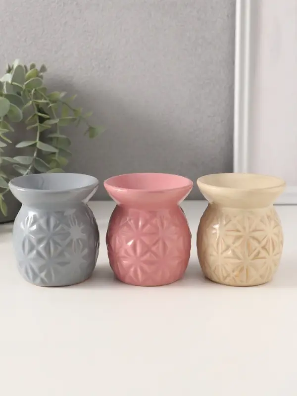 Аромалампа для эфирных масел &laquo;Рисунок из треугольников&raquo;, керамика, 7.5&times;6.5&times;6.5 см, МИКС