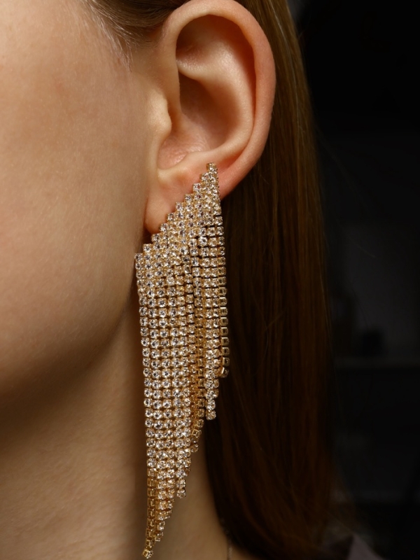 Серьги висячие со стразами «Вечное сияние» лесенка, цвет белый в золоте Серьги висячие со стразами «Вечное сияние» лесенка, цвет белый в золоте