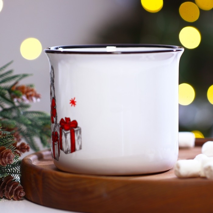 Кружка новогодняя керамическая «Корги», 450 мл, цвет белый