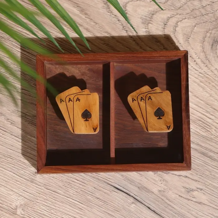 Шкатулка для игральных карт на 2 колоды, 15.5&times;12&times;3.5 см, дерево шишам