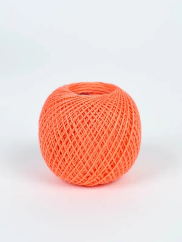 Нитки вязальные "Ирис" 150м/25г 100% мерсеризованный хлопок (0802)