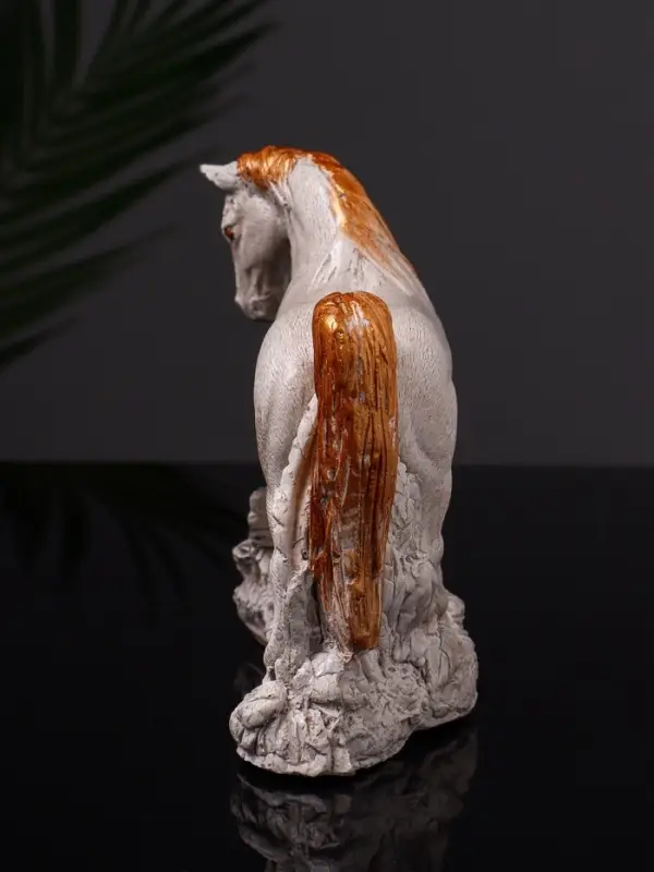 Фигурка гипс &laquo;Конь Граф&raquo;, 12&times;16&times;6 см, бежевая