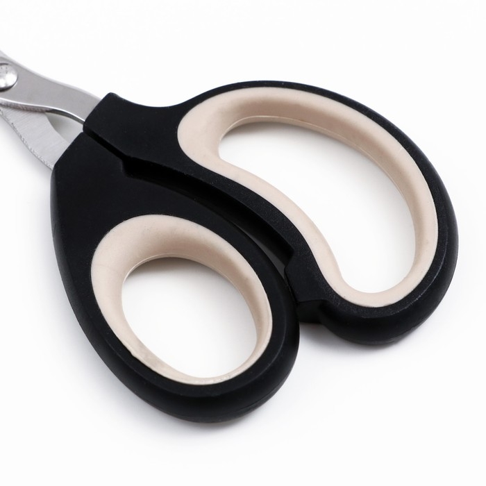 Ножницы-когтерезы  Ножницы-когтерезы "Пижон" Premium с эргономичной ручкой, чёрно-бежевые