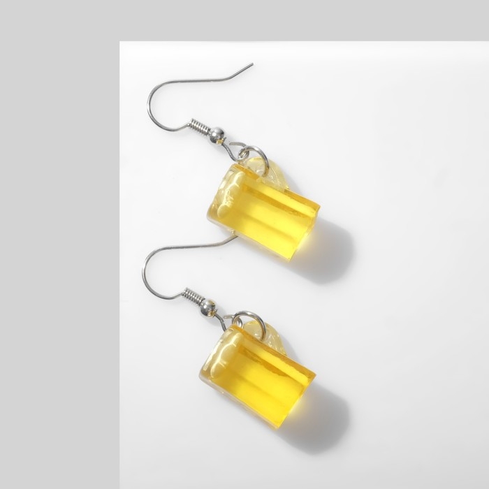 Серьги «Пиво», цвет жёлто-белый в серебре Серьги «Пиво», цвет жёлто-белый в серебре