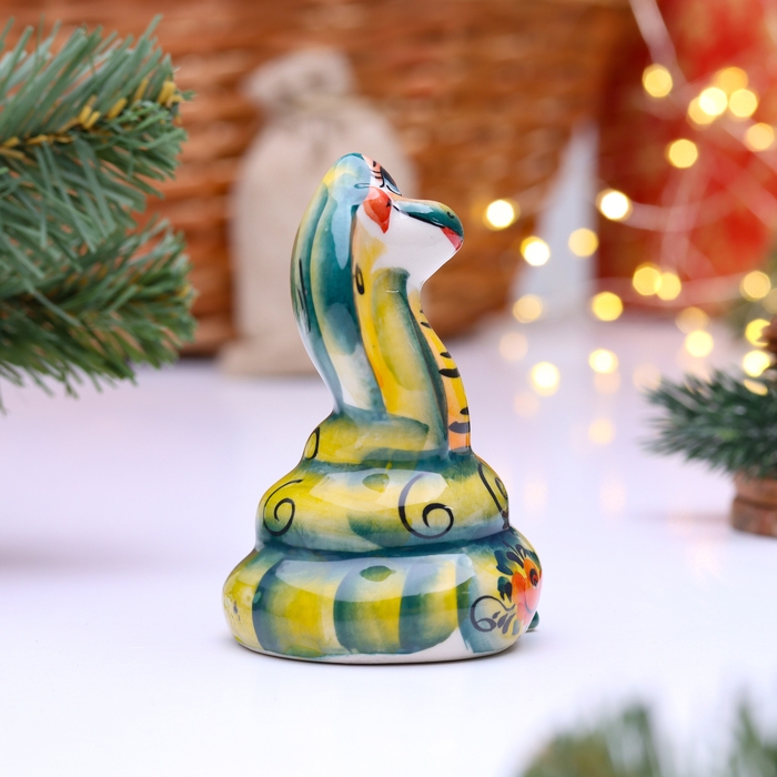 Сувенир Сувенир "Змея Афина", гжель, цвет