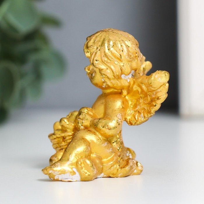 Сувенир полистоун  Сувенир полистоун "Ангел с сердцем" золото МИКС 4,5х4,5х5,7 см