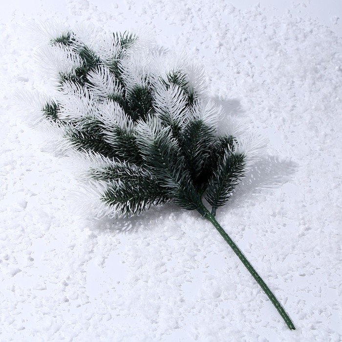 Декор «Ветвь серебристой ели» Декор «Ветвь серебристой ели»