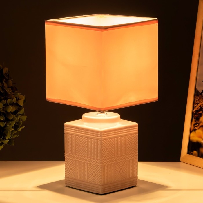 Настольная лампа Митчелл E14 40Вт розовый 14х14х29 см RISALUX