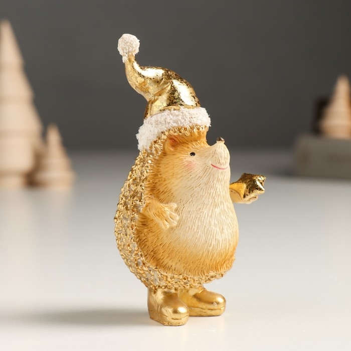 Сувенир полистоун  Сувенир полистоун "Золотой ёжик в новогоднем колпаке, со звёздочкой" МИКС 4,5х5х11 см