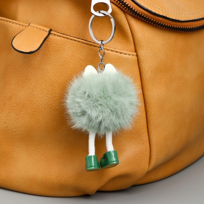 Пушистик на кольце  Пушистик на кольце "Чудик с ушками, в ботинках"   5х5х9 см