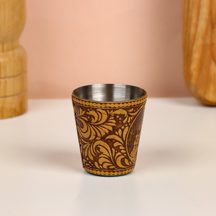 Набор стопок «Охотник», 4 шт, в тубусе, 4,5×4,5×9 см, береста Набор стопок «Охотник», 4 шт, в тубусе, 4,5×4,5×9 см, береста