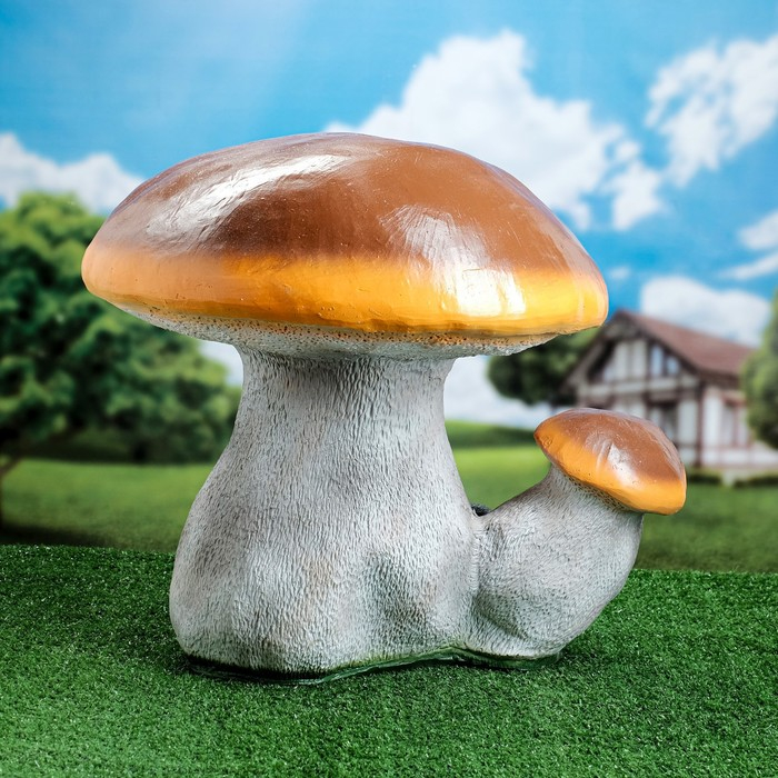 Садовая фигура  Садовая фигура "Гриб белый двойной с зайчатами" 58х52см