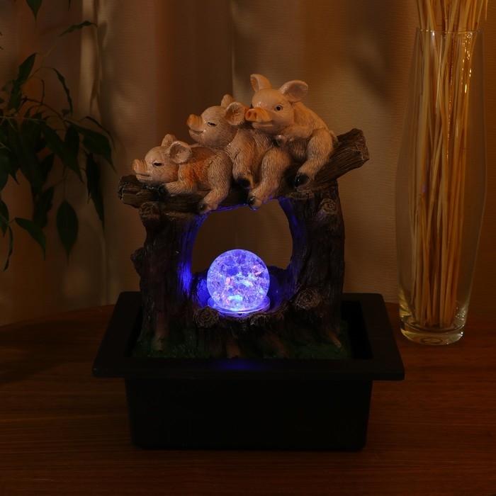 Фонтан Фонтан "Поросятки на бревне" 16х20х26 см (с подсветкой)