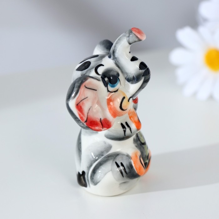 Сувенир «Слон Ксюша», фарфор, гжель, цветной Сувенир «Слон Ксюша», фарфор, гжель, цветной