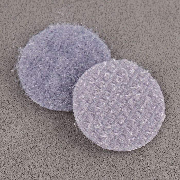 Липучка на клеевой основе «Круг», набор 55 шт., размер 1 шт: 1,5 × 1,5 см, цвет серый Липучка на клеевой основе «Круг», набор 55 шт., размер 1 шт: 1,5 × 1,5 см, цвет серый