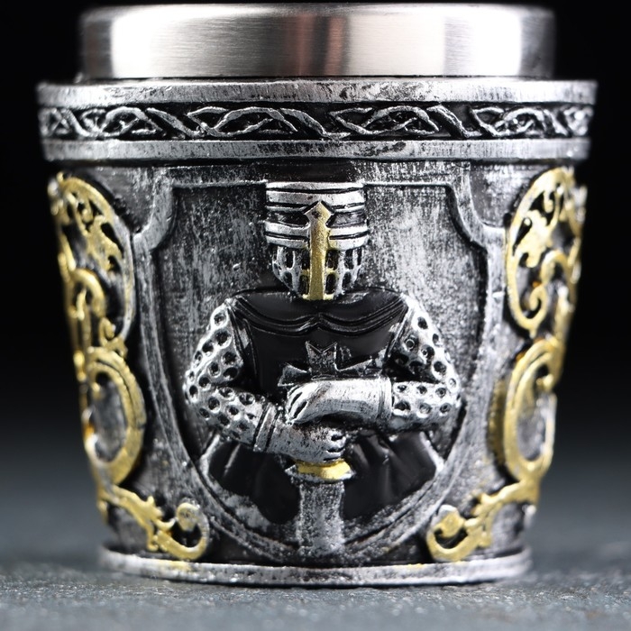 Стопка «Рыцарь», 60 мл, 6,3×6,3 см Стопка «Рыцарь», 60 мл, 6,3×6,3 см