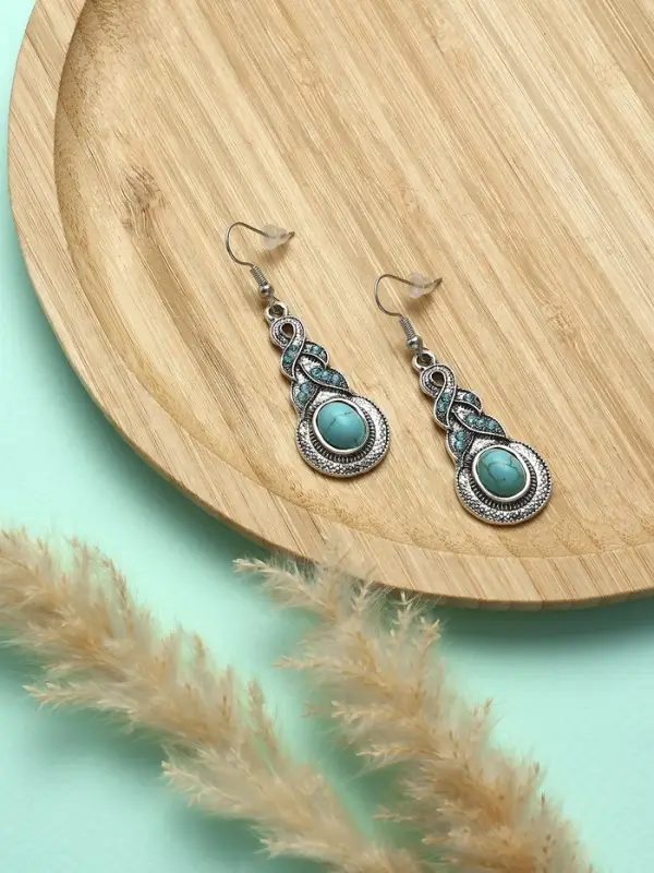 Серьги &laquo;Бирюзовый мир&raquo;, коса, голубые в чернёном серебре