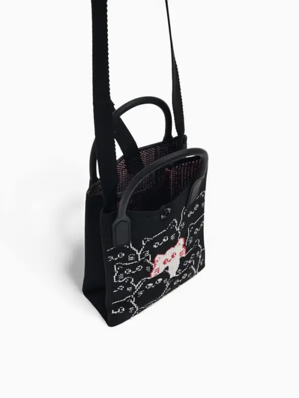 Сумка подр Коты, 12*4*17, отд на кнопке, дл ремень, черный Сумка подр Коты, 12*4*17, отд на кнопке, дл ремень, черный