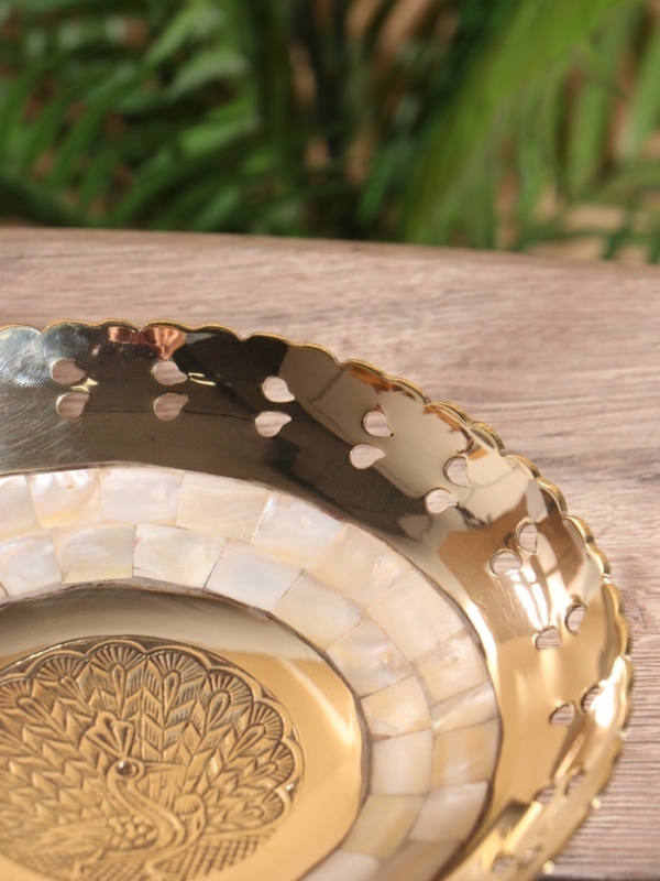 Блюдо сервировочное Блюдо сервировочное "Жар-Птица" латунь с перламутром 19,5х19,5х5,5 см