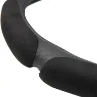 Спонжевая оплетка руля AVS SP-426XL-B ( размер XL, черный) - Серия "Sponge"