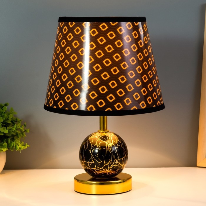 Настольная лампа Настольная лампа "Амалия" E14 40Вт черный золото 20х20х30 см RISALUX