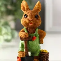 Сувенир полистоун "Зайчик-огородник с корзиной с урожаем" МИКС 4,8х3,2х9 см Сувенир полистоун "Зайчик-огородник с корзиной с урожаем" МИКС 4,8х3,2х9 см